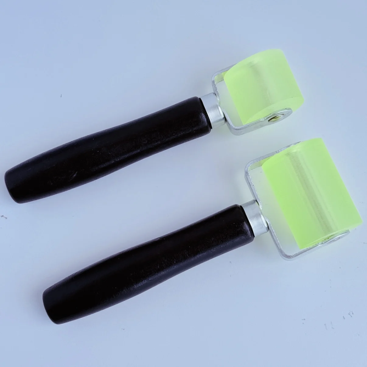 ケラチンフラットチップヘアエクステンション作成用シリコンロー - Glue Stick Pack のレビューと価格