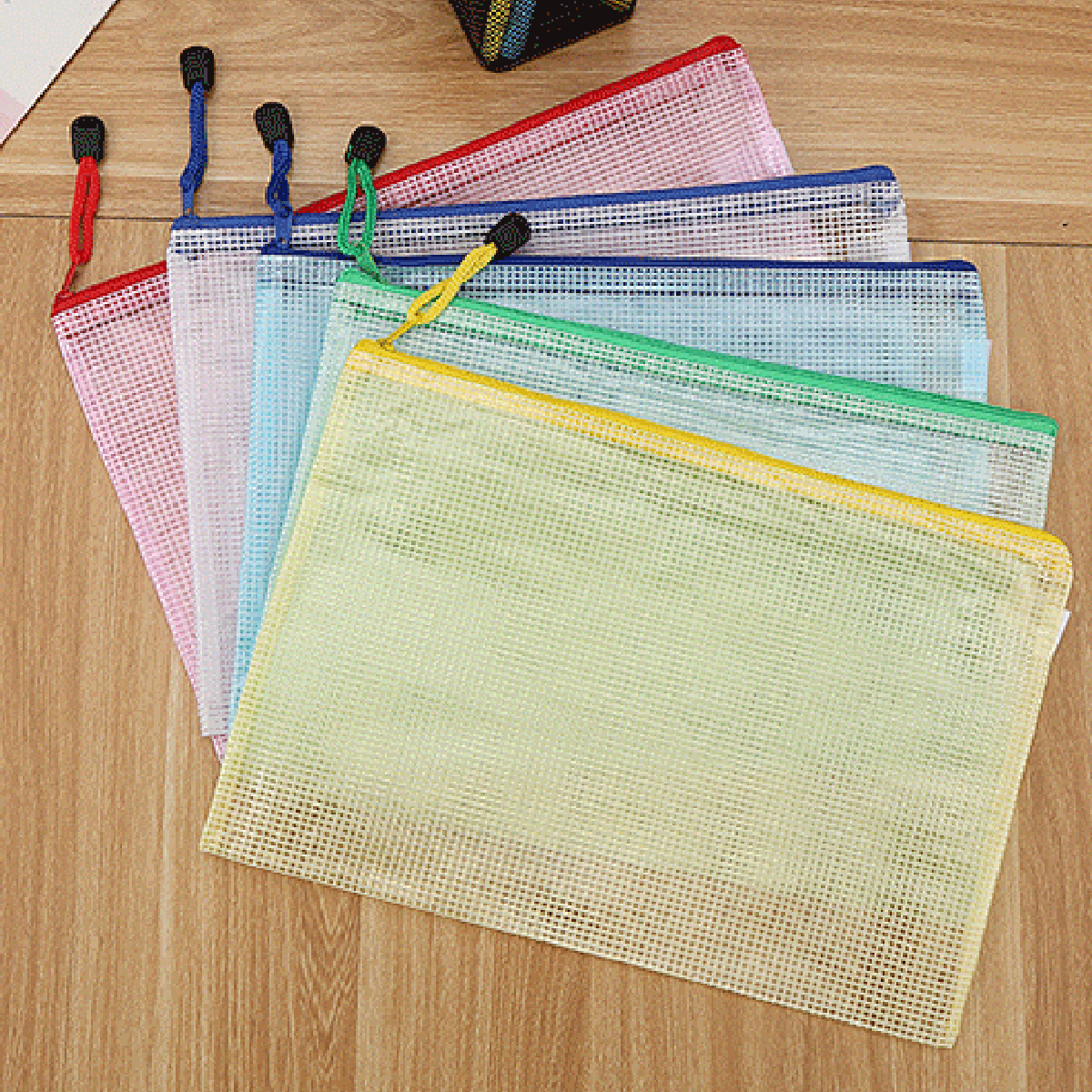 5 個文具収納フォルダーファイルメッシュジッパーポーチ A4 - Portfolio Folder Zip のレビューと価格